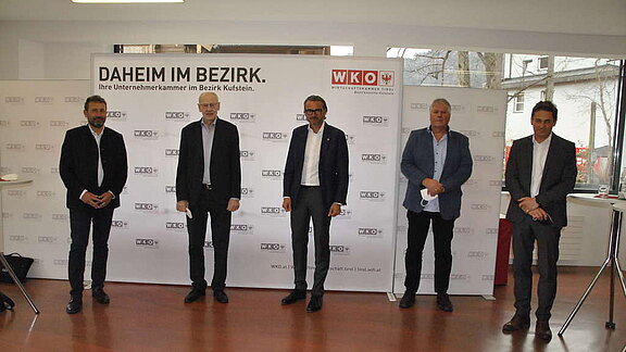 pressekonferenz_der_euregio-spezialtiefbau-foto_copyright_eberharter.jpg  